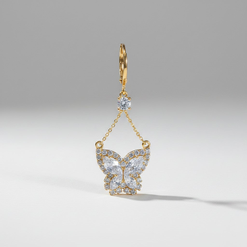 Rosavina goldfarbene Schmetterling-Ohrringe mit funkelnden Zirkonia-Steinen im Diamant-Look